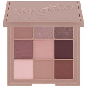 HUDA BEAUTY Cool Matte Obsessions Eyeshadow Palette